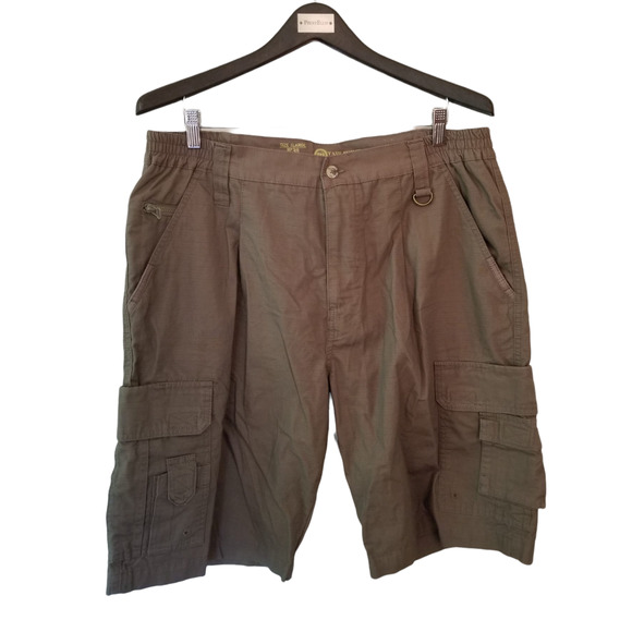 Task Force Adventure Gear Cargo Green Men's Shorts Size 38‎ Inseam 11 in - Picture 1 of 8